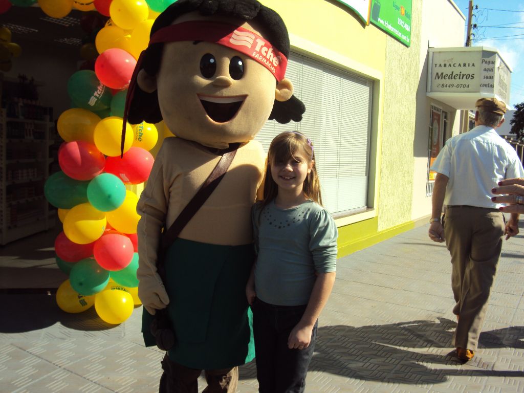 INAUGURAÇÃO TCHÊ FARMÁCIAS EM SANTA ROSA